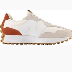 New Balance 327 Sea Salt Sneakers. Size 7.5